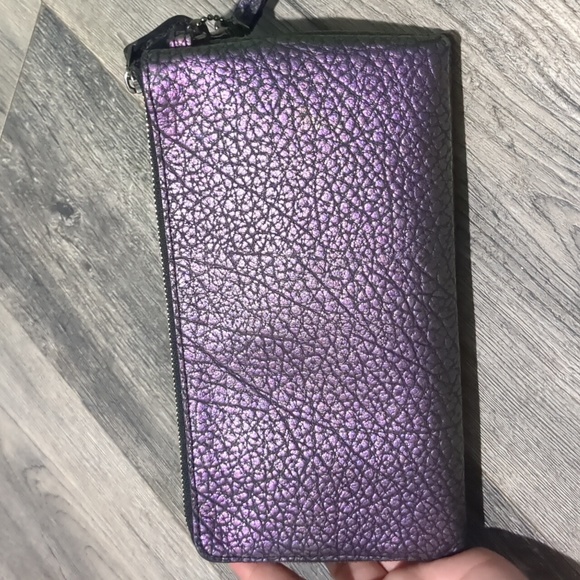 Rare Coach Oil Slick Purple Snakeskin Wallet/ Wristlet - Picture 4 of 10